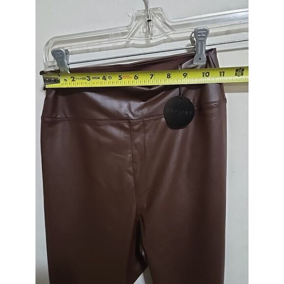 Leggings OFFLINE By Aerie Real Luxe Faux Leather Legging NEW Brown Size Medium - Picture 10 of 11